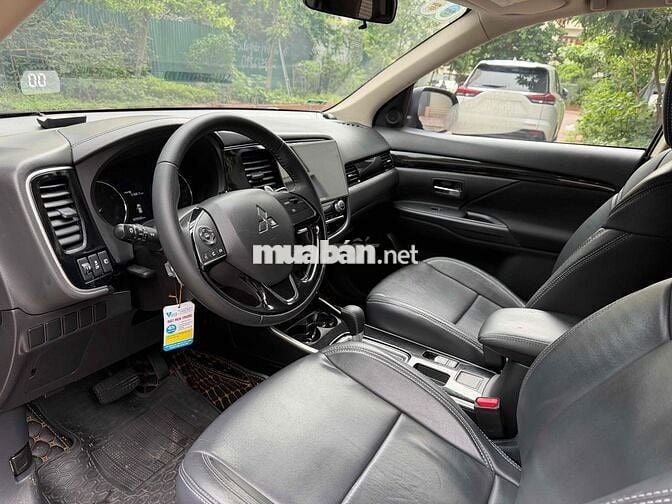 Mitsubishi Outlander 2020 Đen