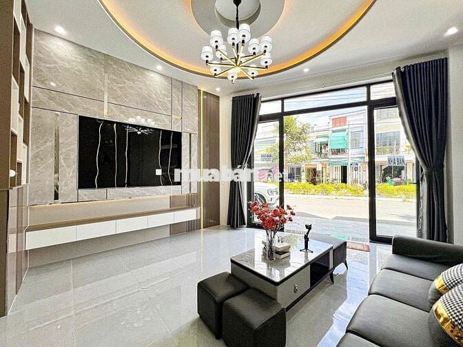 bán nhà mặt tiền huynh phan hộ