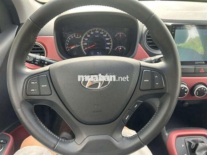 Hyundai Grand i10 1.2 Số tự động Trắng