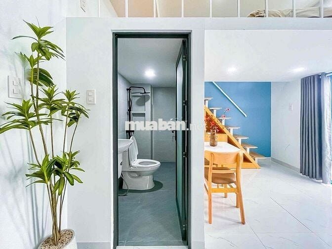 DUPLEX 40M2 CÓ MÁY GIẶT RIÊNG BANCOL GẦN RMIT NGÂY LÂM VĂN BỀN