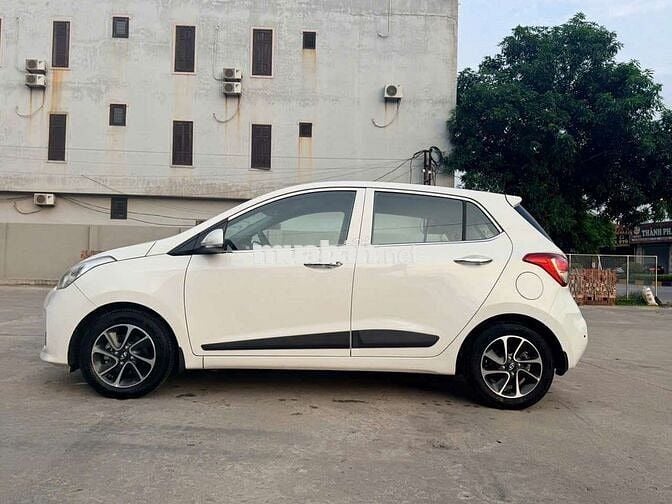 Hyundai Grand i10 1.2 Số tự động Trắng