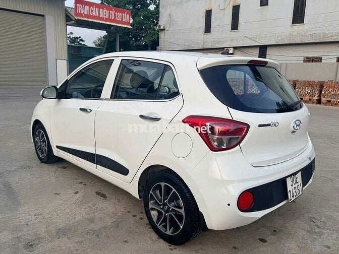 Hyundai Grand i10 1.2 Số tự động Trắng