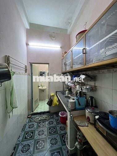 Nhà rẻ 2pn giáp bình thạnh, phú nhuận