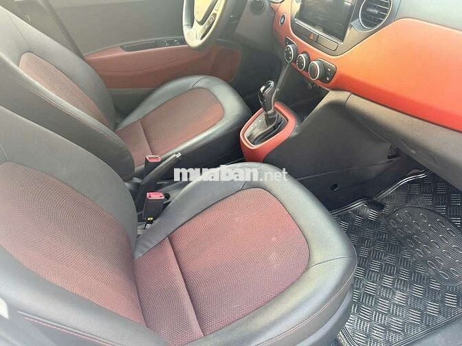 Hyundai Grand i10 1.2 Số tự động Trắng
