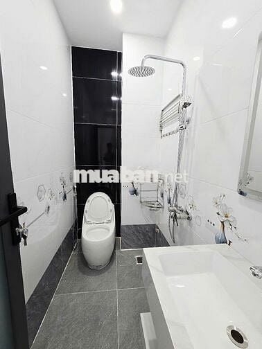 Bán Nhà Đường Số 4 BHH Bình Tân HXH – 5 Tầng – 62m2 – 8.5T TL