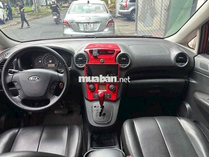 Kia Carens 7 chỗ số tự động màu Đỏ