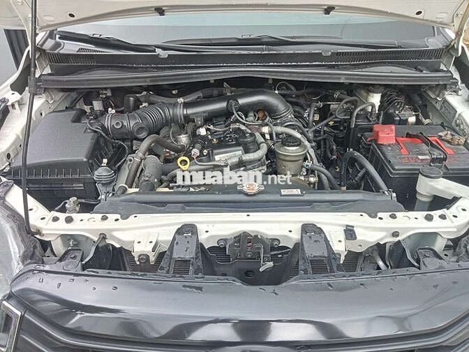 Toyota Innova 2022 Trắng