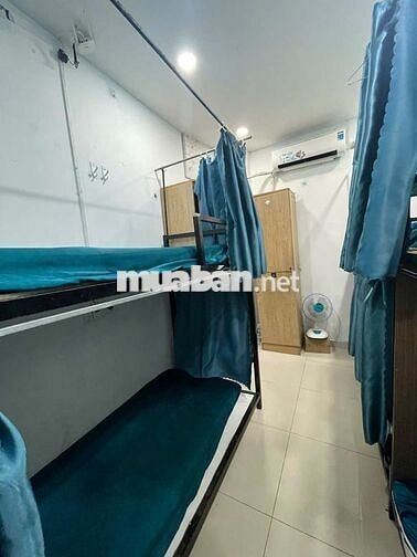 KTX Sinh Viên Đi Bộ 3p tới trường