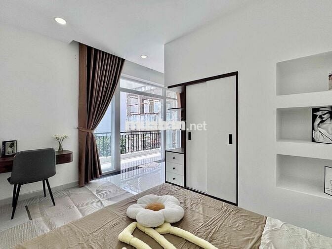Căn hộ full nội thất 1PK - 1PN ban công . CV Hoàng Văn Thụ Q. Tân Bình