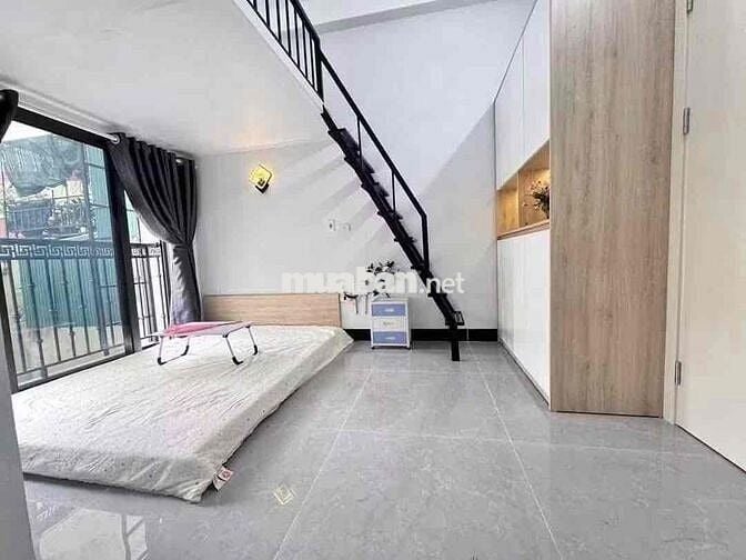 GÁC DUPLEX GẦN LAND MARK81 / ĐH FTU SƯ PHẠM GTVT HUTECH VĂN LAN UEF
