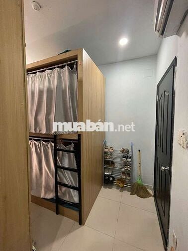 KTX Sinh Viên Đi Bộ 3p tới trường