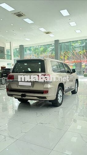 Toyota Land Cruiser 4.6 V8 2016 Vàng cát