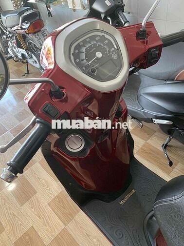 Yamaha Grande Đỏ