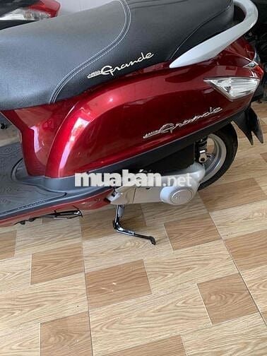 Yamaha Grande Đỏ