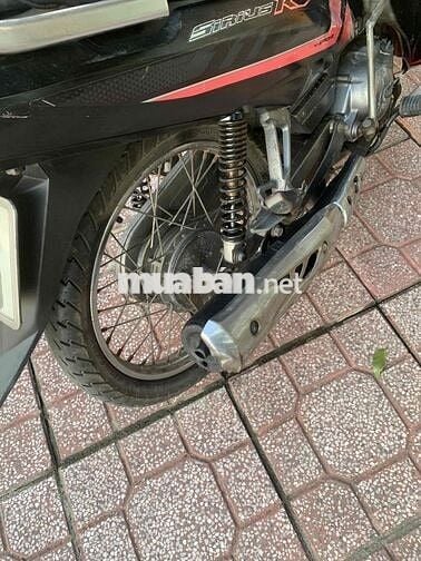 Yamaha Sirius Đen