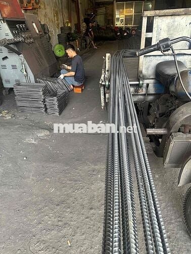 Tuyển 4 Nam chạy ba gác ,làm Sắt Thép Xây Dựng.