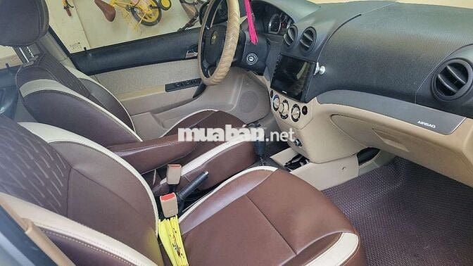Chevrolet Aveo 2017 Tự động Bạc 110000 km