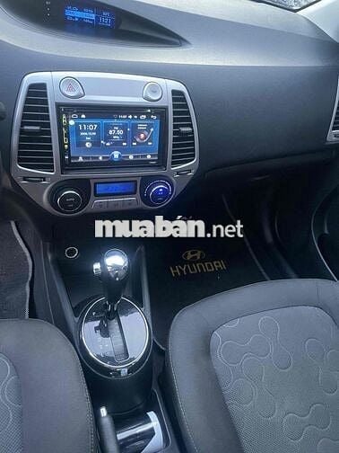 Hyundai i20 Bạc Số tự động 90.696 km