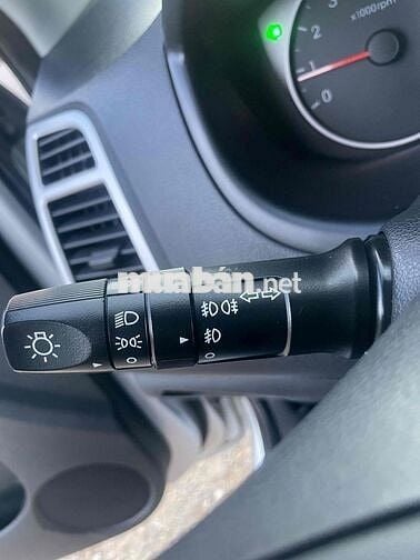 Hyundai i20 Bạc Số tự động 90.696 km