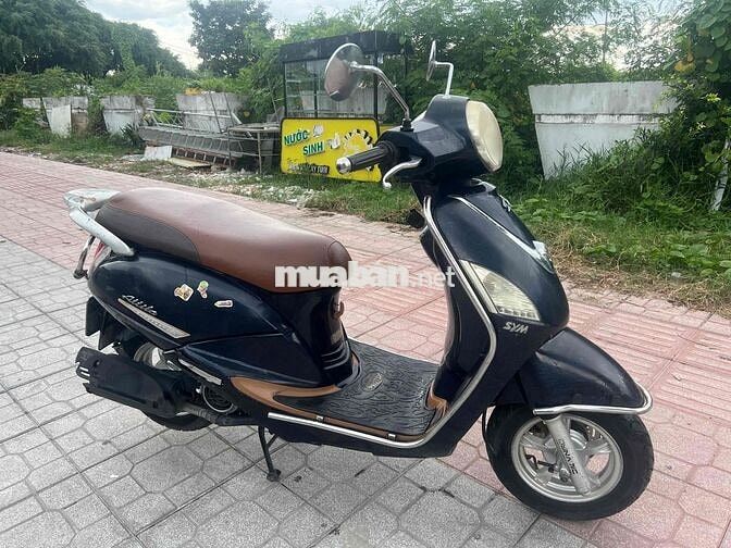 SYM Attila Elizabeth Xanh đậm Tự động
