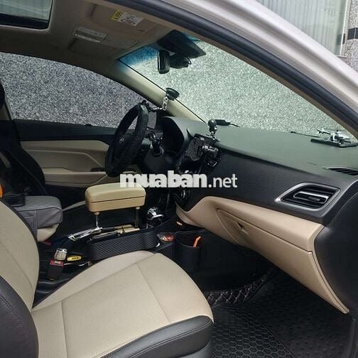 Hyundai Accent 2022 ATH Trắng 4 vạn 1