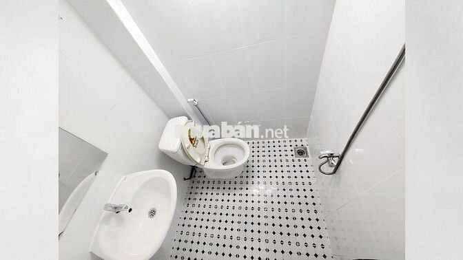 𝐓𝐎𝐈𝐋𝐄𝐓 đầy đủ, CỬA SỔ, 𝐅𝐔𝐋𝐋 GẠCH | Đ.C2 LÊ VĂN LƯƠNG(🏘️TRỌ 𝑨𝑵𝑯 𝑽𝑰𝑵𝑯)