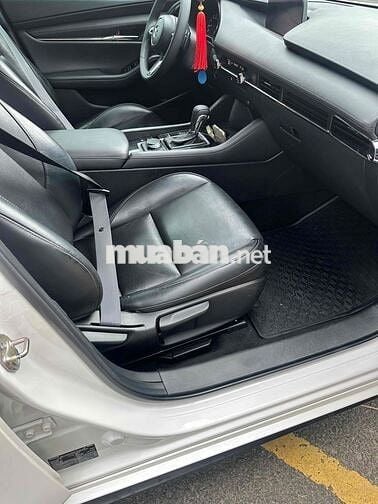 Mazda Mazda3 Luxury 2022 Trắng 75864 km