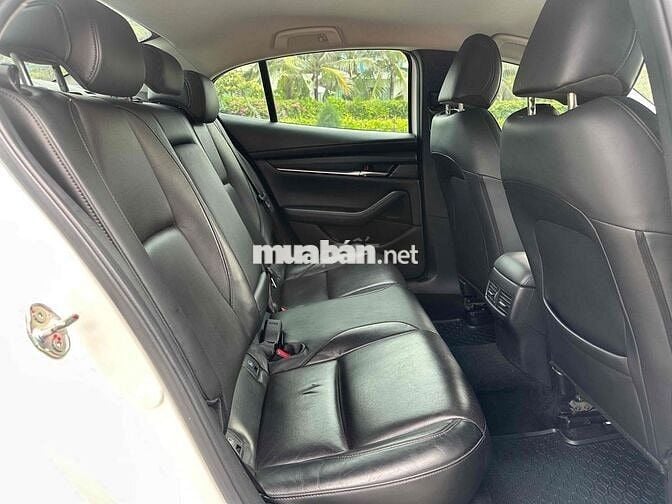 Mazda Mazda3 Luxury 2022 Trắng 75864 km