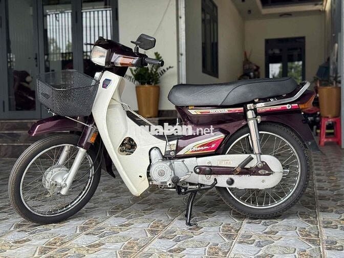 Honda Dream Thái Trắng Tím Thái Lan