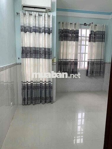 Nguyên căn sát mt Ngô Gia Tự, 3pn 2wc, p9, Quận 10