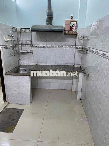 Nguyên căn sát mt Ngô Gia Tự, 3pn 2wc, p9, Quận 10