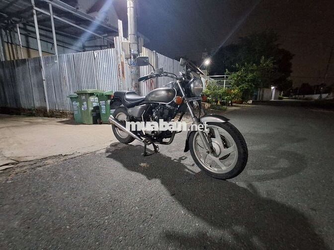 Moto Daelim Magma 125Cc máy êm có giao lưu xe