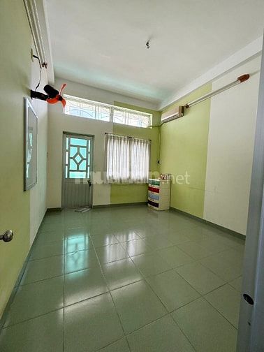 Đường 100 Bình Thới giáp Quận 10, ô tô đỗ cửa, 4 tầng DT 42m2, 4PN