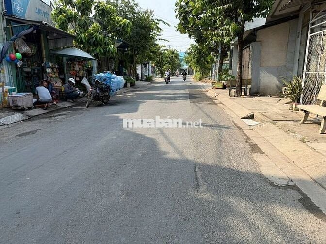 CHÍNH CHỦ CẦN BÁN NHÀ GẦN CHỢ BÀ ĐIỂM HÓC MÔN