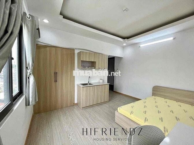 CHDV Full nội thất - Cửa sổ Lớn - Thang Máy - Mặt tiền Sát Y Dược, UEH