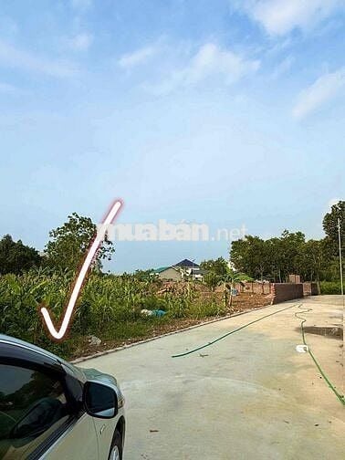 Dân cắt bán 124m, full thổ cư giáp khu CNC Hoà Lạc giá chỉ hơn 2 tỷ tí