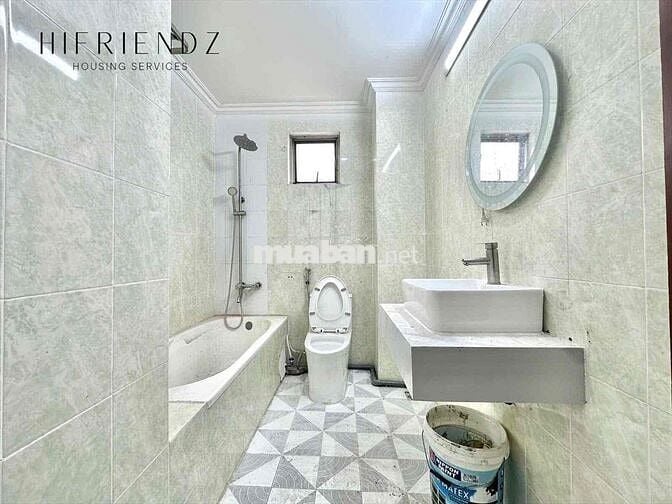 CHDV Full nội thất - Cửa sổ Lớn - Thang Máy - Mặt tiền Sát Y Dược, UEH