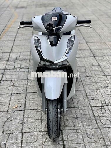 Honda SH125 CBS 2024 Trắng 13000 km Xe Đẹp Giá Tốt