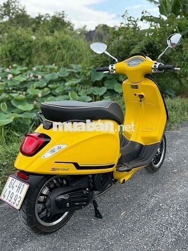 Piaggio Vespa Sprint 2023 Vàng 5.200km