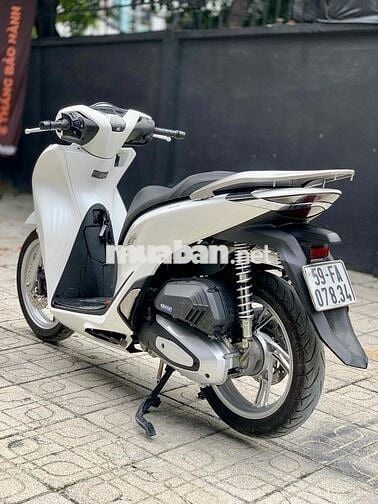 Honda SH125 CBS 2024 Trắng 13000 km Xe Đẹp Giá Tốt