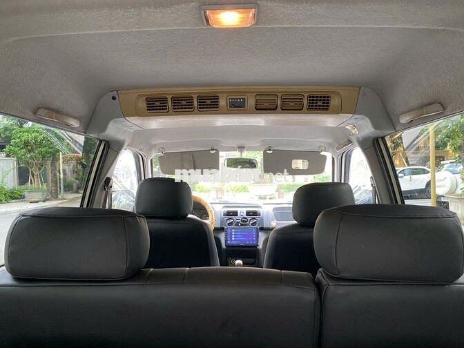 Mitsubishi Jolie 7 chỗ màu Vàng cát