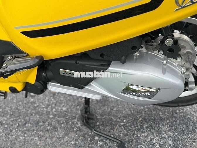 Piaggio Vespa Sprint 2023 Vàng 5.200km