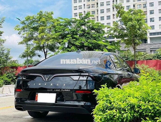 VinFast Lux A Base 2022 Đen 40000 km