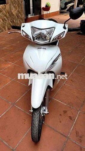 Honda Wave 2018 Trắng cực đẹp ạ