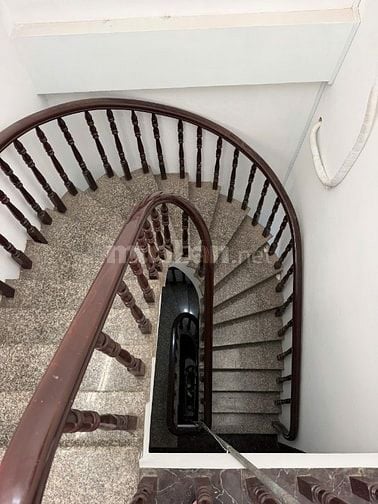 Cần bán nhà mặt tiền đường Hậu Giang TDT: 93,1m2, DTS 297,