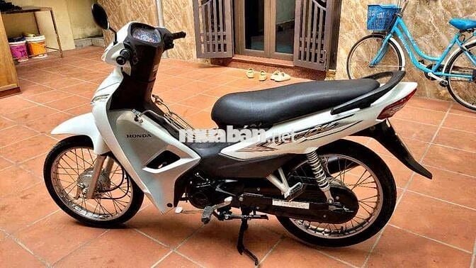 Honda Wave 2018 Trắng cực đẹp ạ