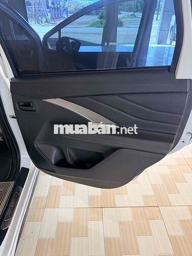 Mitsubishi Xpander MT 2021 Trắng Số sàn 98.000km