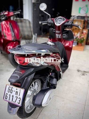 Honda SH Mode 2023 màu Đỏ