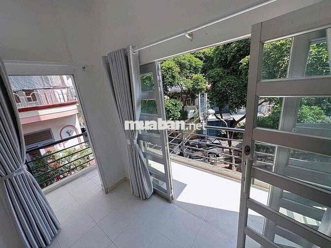 1PN BALCON SIÊU RỘNG FULL NỘI THẤT | TRUNG TÂM QUẬN 4