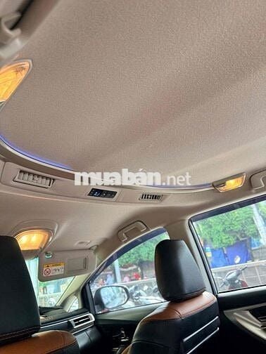 Toyota Innova 2.0G 2019 Số tự động Bạc